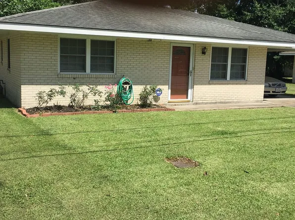 33120 Adams Dr, White Castle, LA 70788