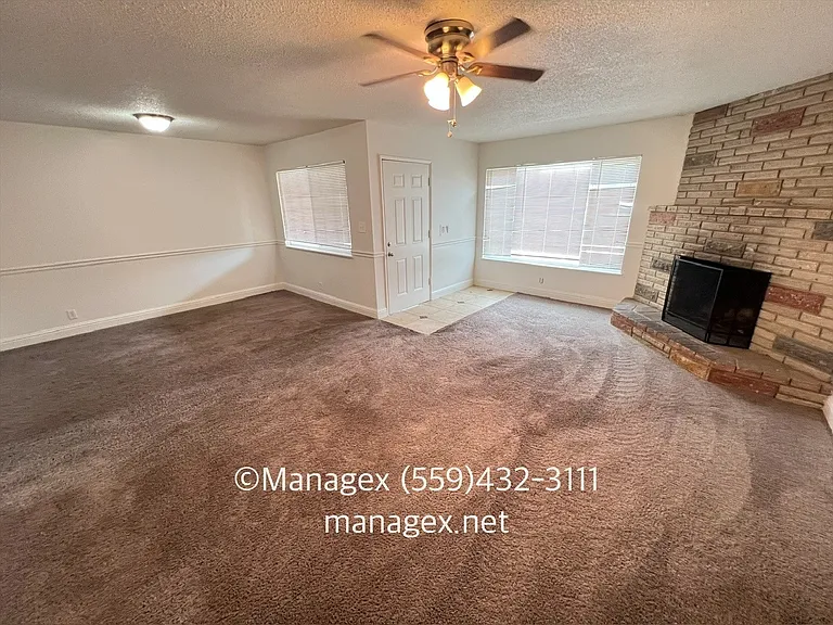 5208 N Angus St — Photo 3