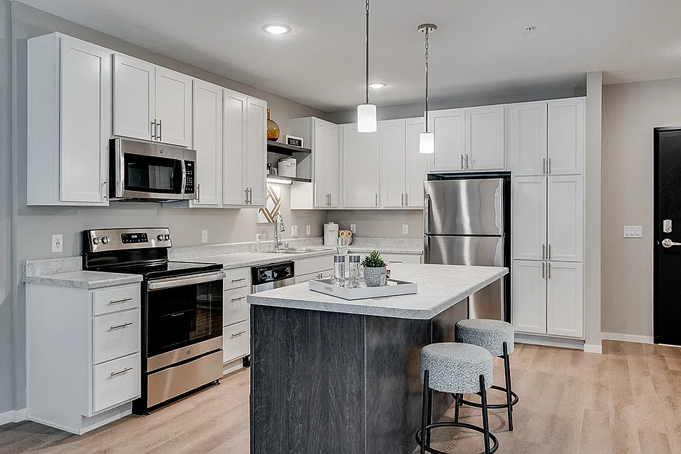 District Apartments — Photo 3