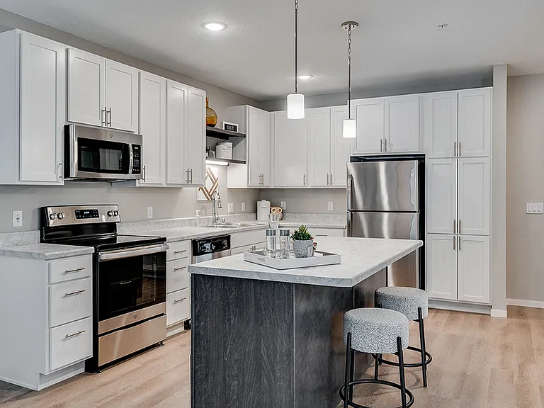 District Apartments — Photo 3