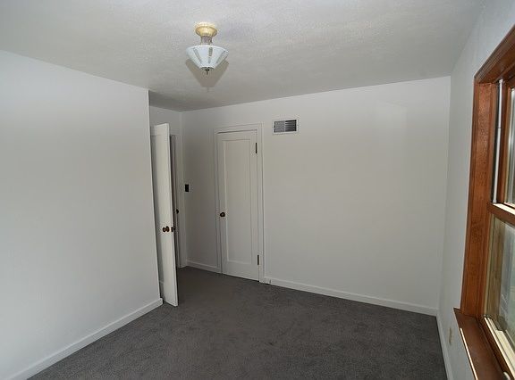3rd image of 1160 N 10th St