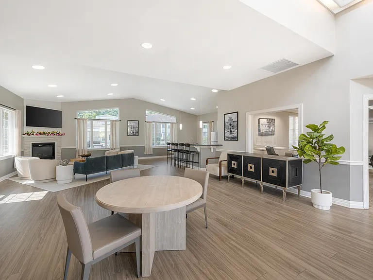 The Apartments at Elmwood Terrace — Photo 2