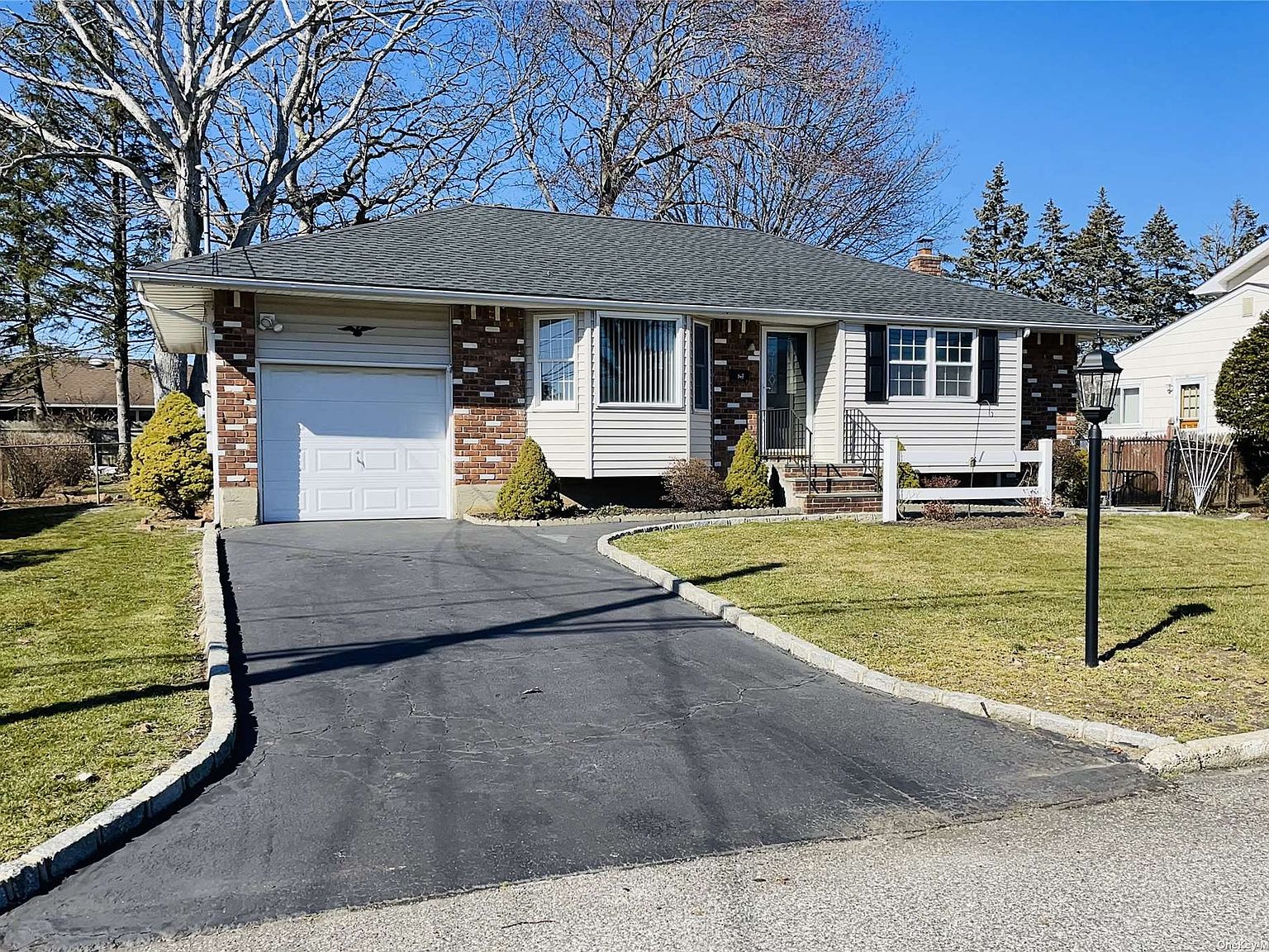 209 Lynbrook Street, Islip Terrace, NY 11752 Zillow