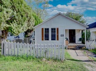 531 W Ave E, Robstown, TX 78380