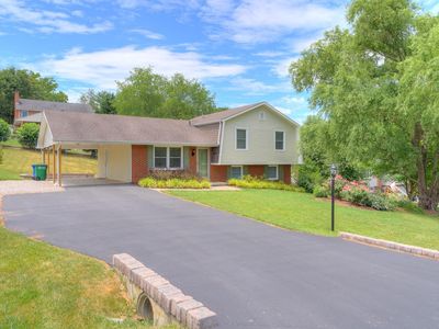 475 Reading Rd, Christiansburg, VA, 24073