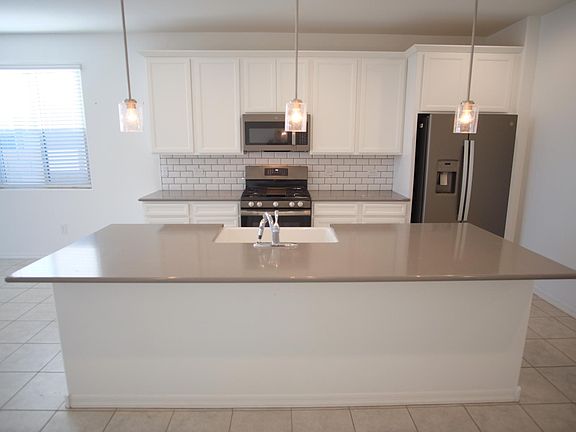 5th image of 12384 N Amberwood Pl