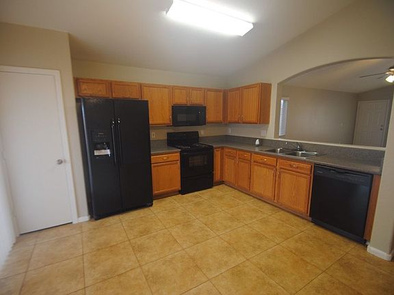 5th image of 10058 E Calypso Cir