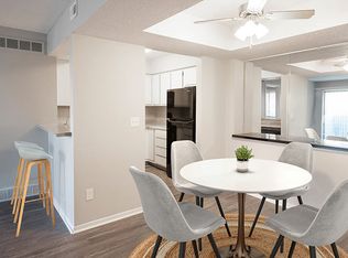3861 Woodland Ave #408, West Des Moines, IA 50266