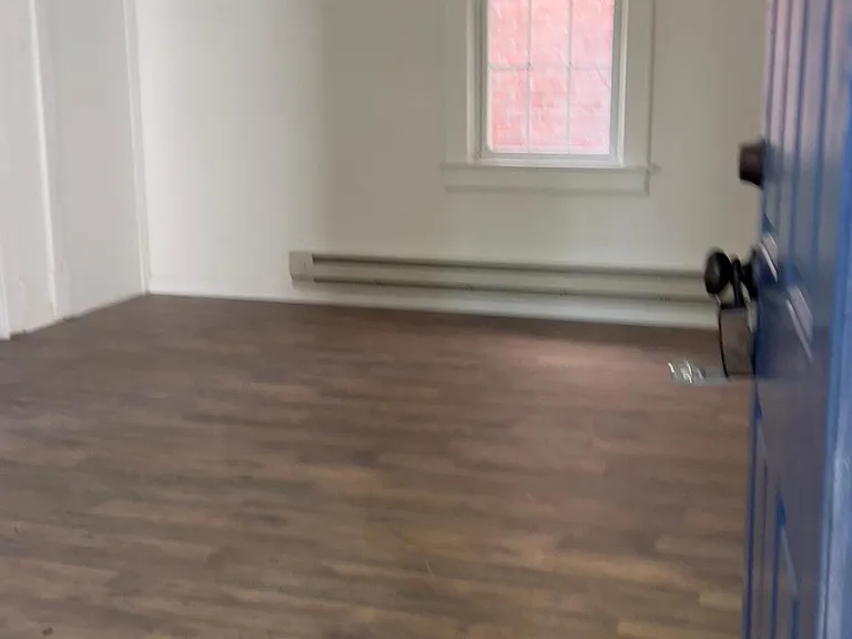 8 Broadway Cir #B — Photo 10