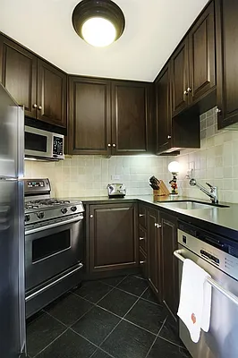 Sold by Corcoran | media 3