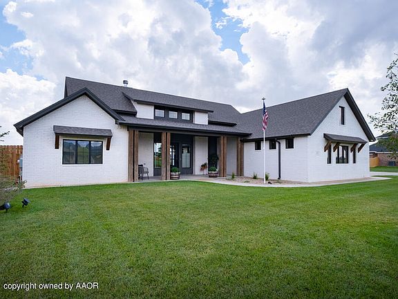 3rd image of 9241 Copper Creek Dr