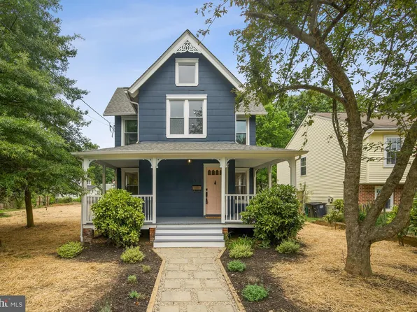 4704 Banner St, Hyattsville, MD 20781