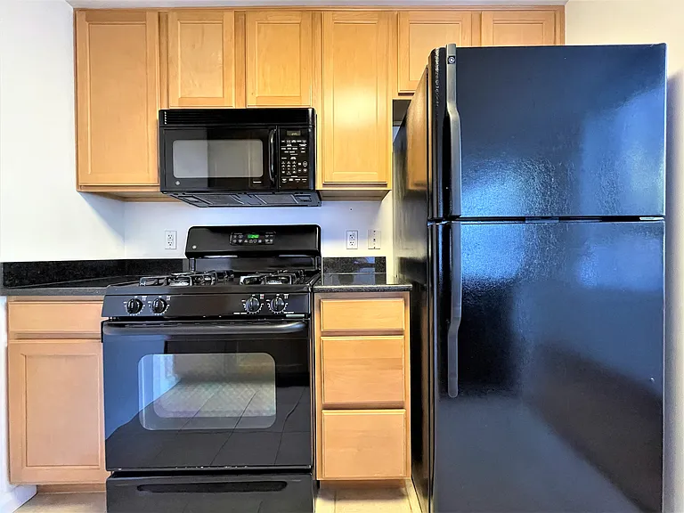355 I St SW #S-123 — Photo 33