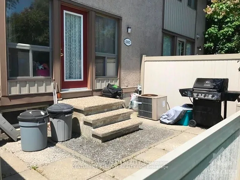 2307 Stonehenge Cres — Photo 9