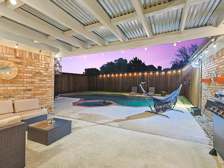 609 Arbor Creek Dr — Photo 84