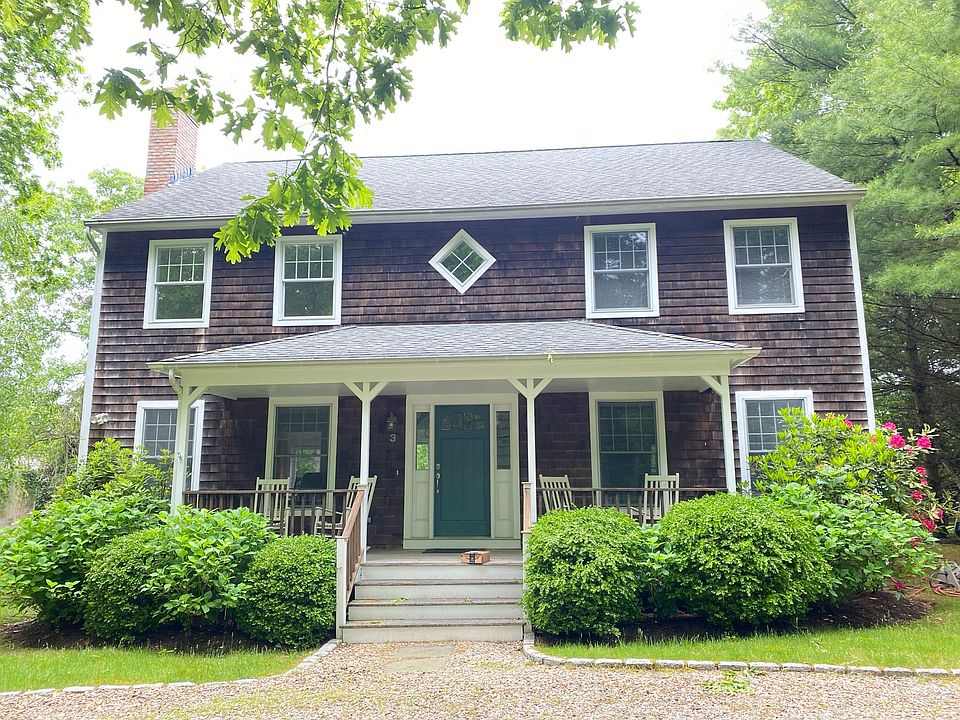1st image of 3 Cowhill Ln