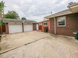 1724 7th St, Nevada, IA 50201