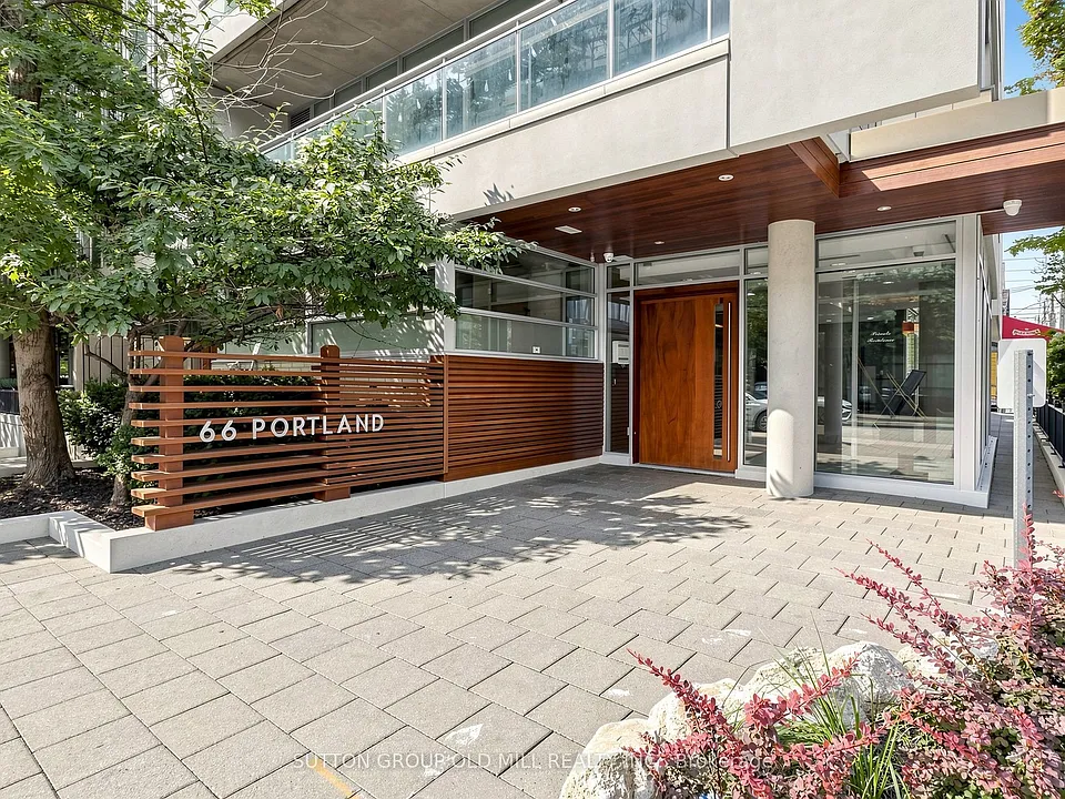 66 Portland St #512