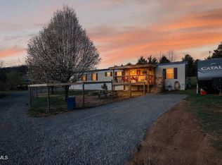 393 Meadow Creek Rd, Bristol, TN 37620