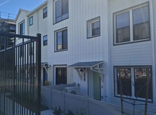 2518 Delphinium Ln, Carlsbad, CA 92008