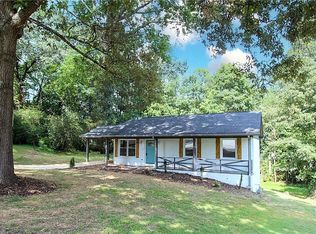 2612 Burkshire Rd, Ellenwood, GA 30294