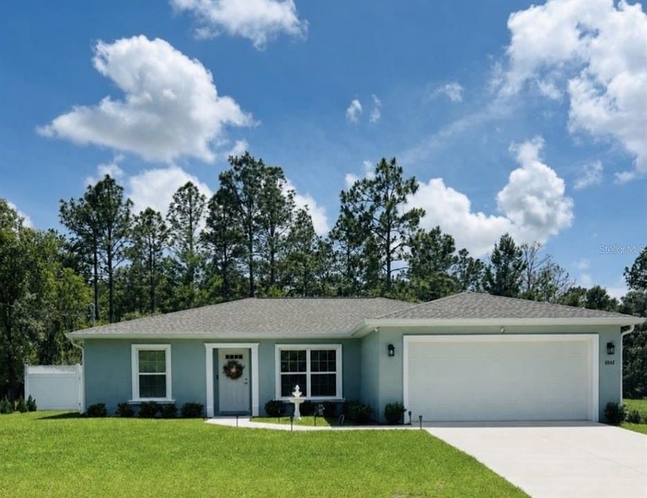 1st image of 8848 N Paradisea Dr