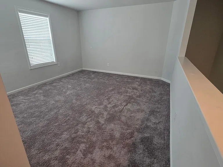 304 Sterling Creek Way — Photo 9