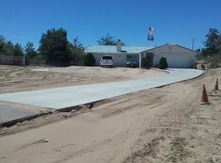 11672 Ivy Ave, Hesperia, CA 92345