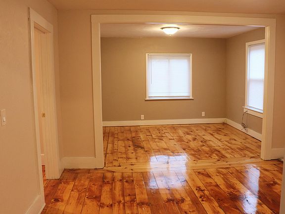 DINING & LIVING ROOM