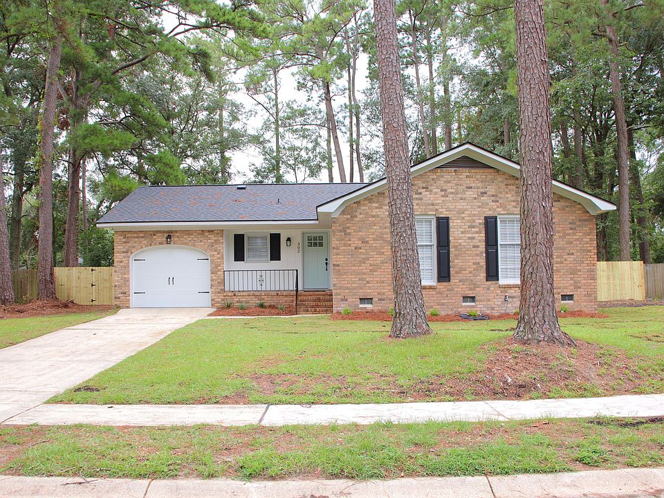 1st image of 302 Summercourt Dr