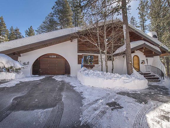2nd image of 11299 Lausanne Way
