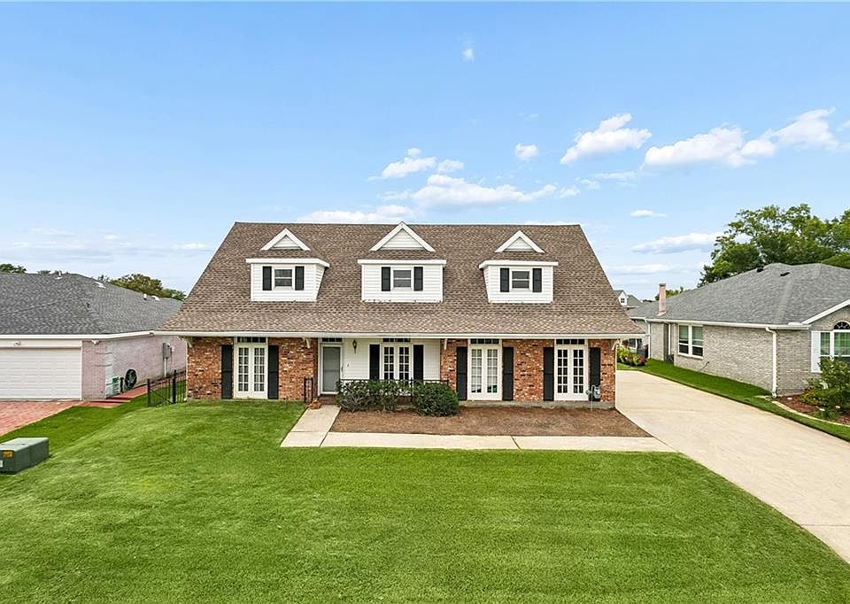 1st image of 156 Pebble Beach Dr