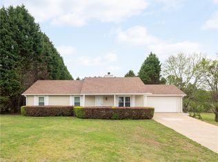 101 Orchard Hill Dr, Ellenwood, GA 30294