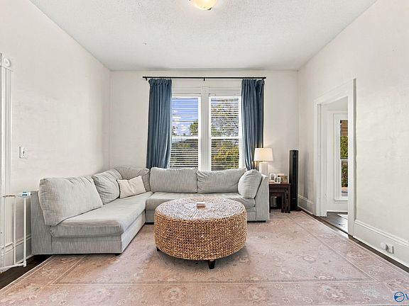 4th image of 801 Wells Ave SE