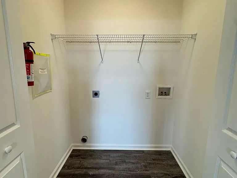 132 Springwood Ln — Photo 17