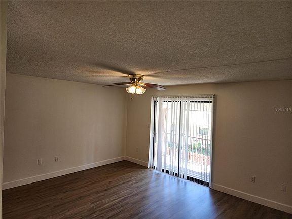 5th image of 310 Cherokee Ct APT F