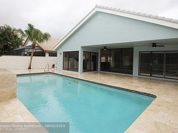 4th image of 11129 Highland Cir