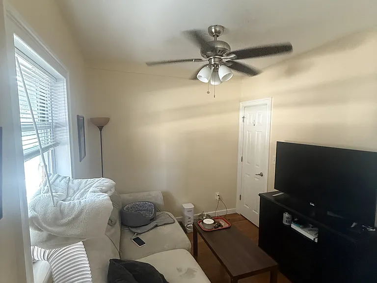 2 Otis St — Photo 7