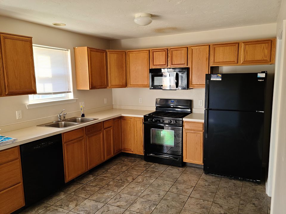 2nd image of 1208 Wanda Dr