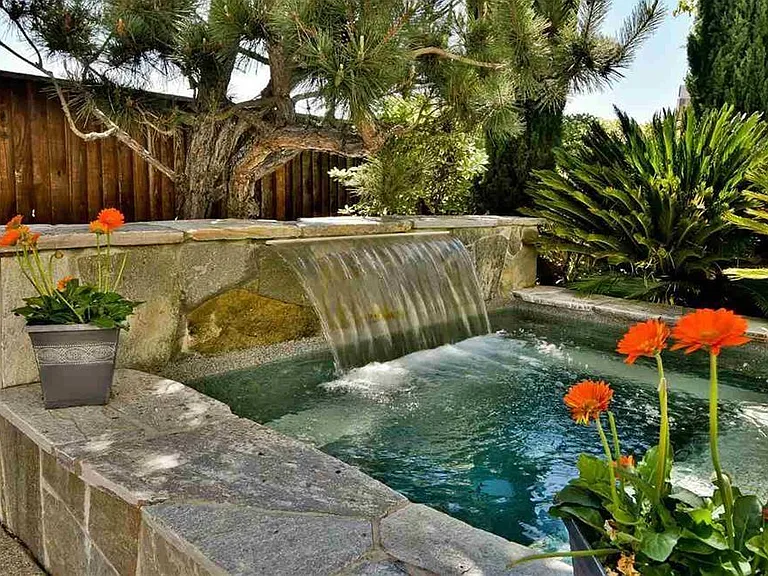 1162 S Chanterella Dr — Photo 25