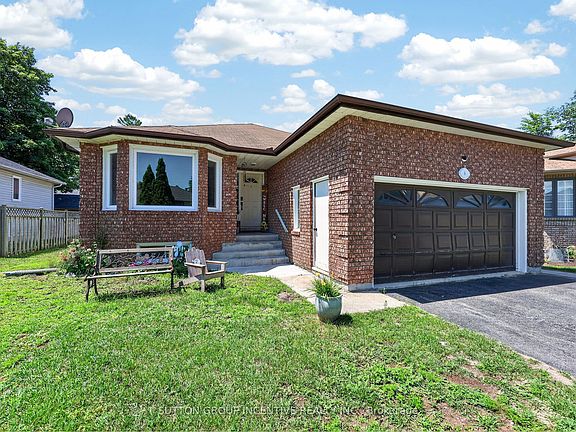 3rd image of 6 Riverdale Dr