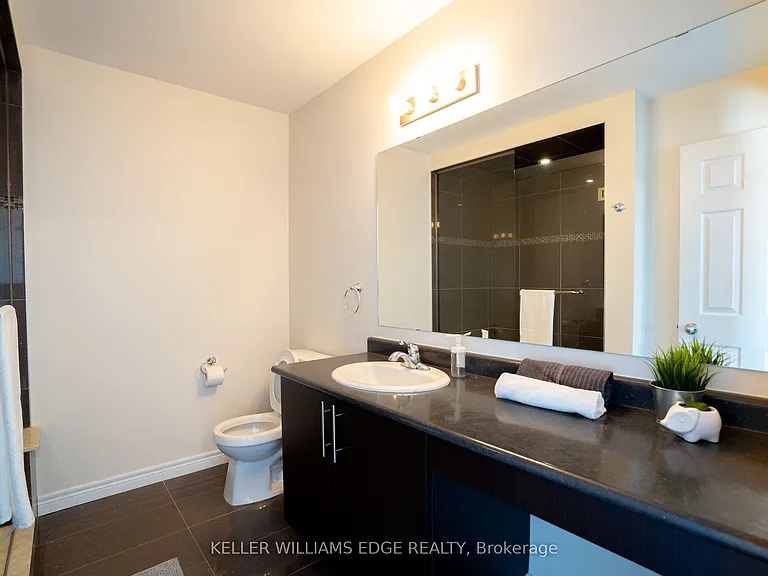 44 Medici Ln — Photo 15