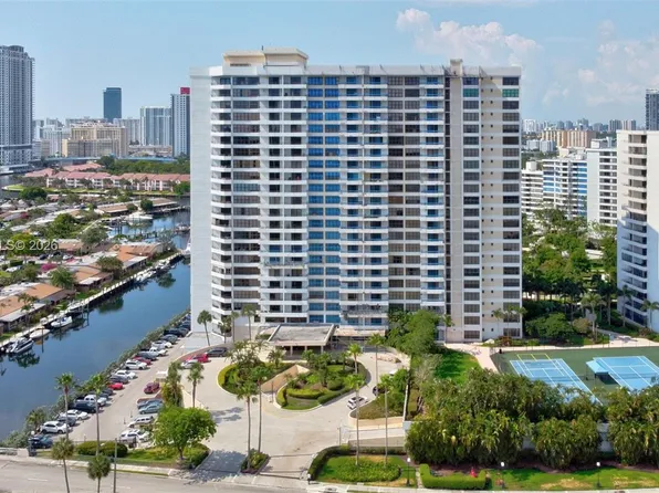 2500 Parkview Dr APT 1914, Hallandale Beach, FL 33009