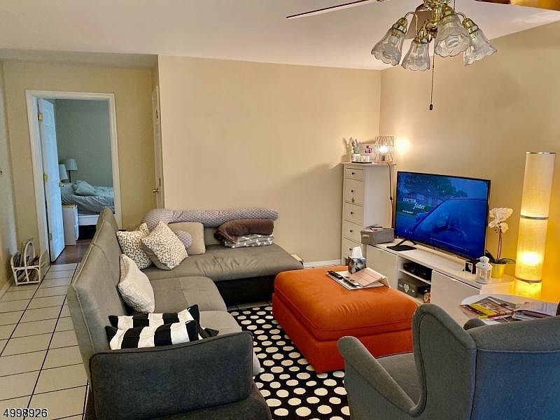 24 Schneider Ln Montville NJ Zillow