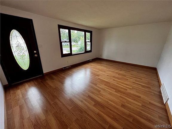 5th image of 1171 S Penora St