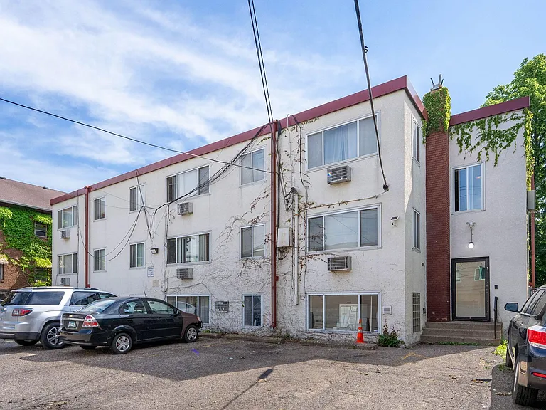 2112 Garfield Ave #8 — Photo 10