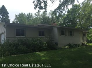 5226 Wardcliff Dr, East Lansing, MI