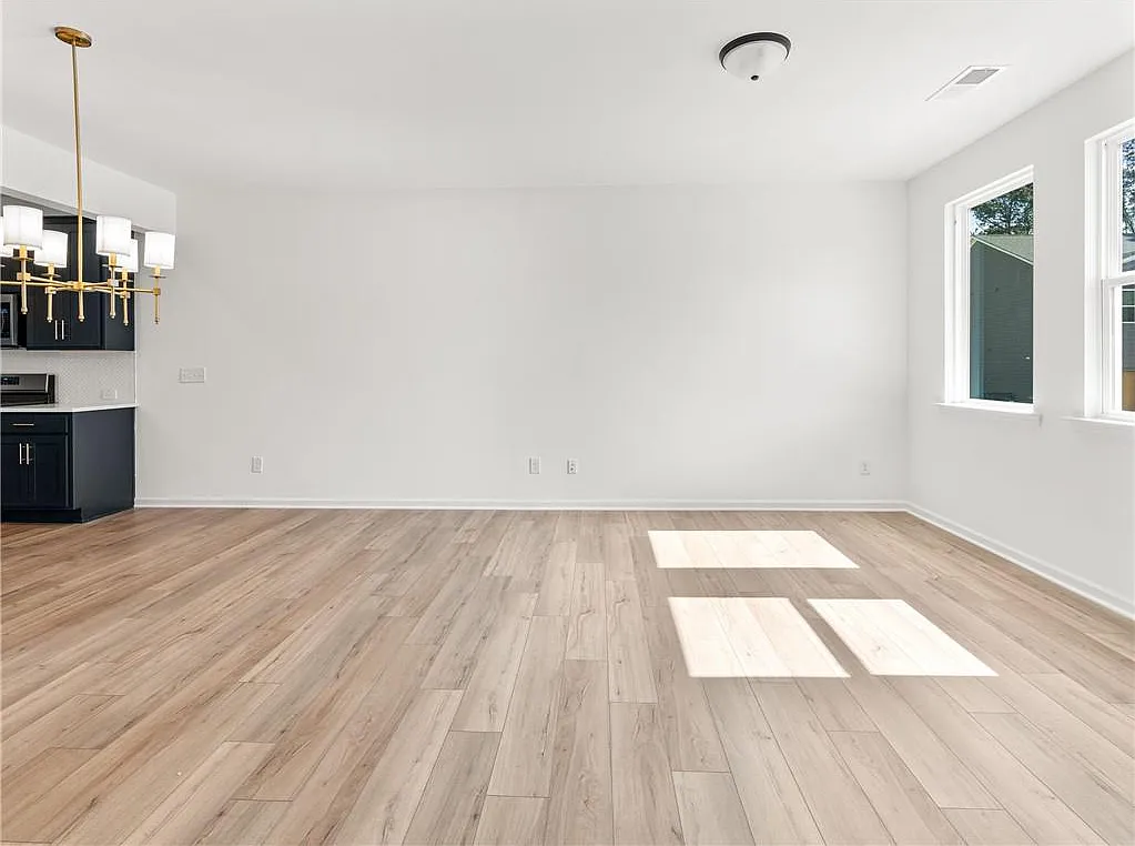 3 bed, 4.0 bath, 1507 sqft, $2,760 — Photo 4
