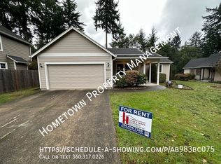 9420 Fairhill Dr NE, Lacey, WA 98516