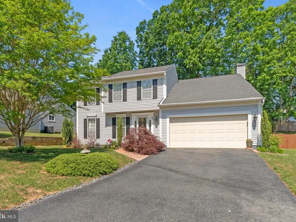 29 Woods Edge Ct, Stafford, VA 22554